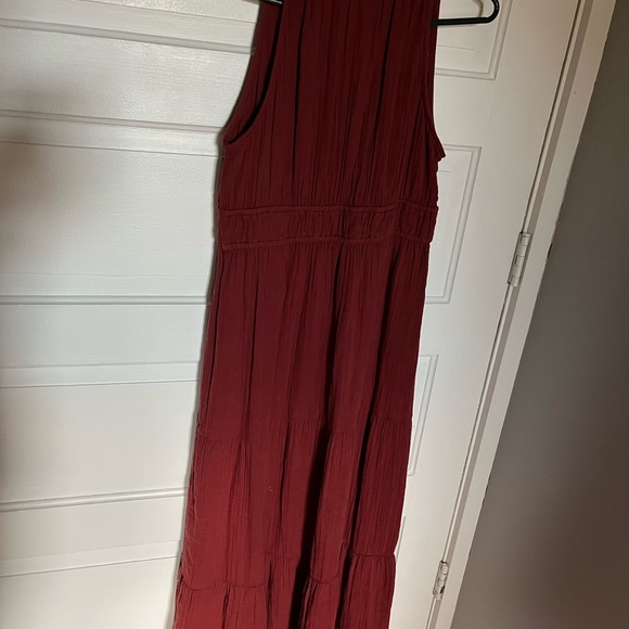 Old Navy Burgundy Sleeveless Dress - Picture 4 of 5